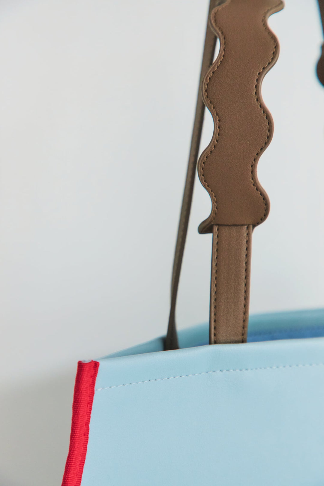 WAVY LINE TOTE