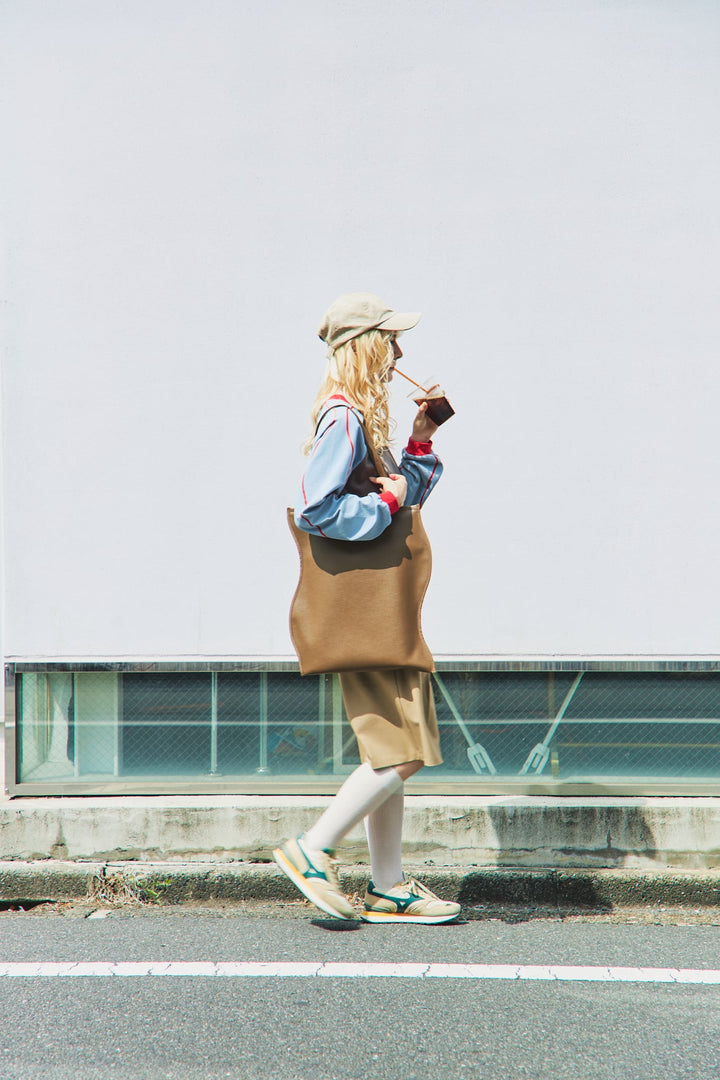 WAVY LINE TOTE